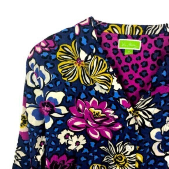 Vera Bradley | Women's Floral Button Down Shirt Size Small - Picture 2 of 10